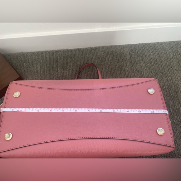FINAL MARKDOWN! MICHAEL KORS - Voyager Crossgrain Leather Tote, Pink, Medium - Picture 16 of 16